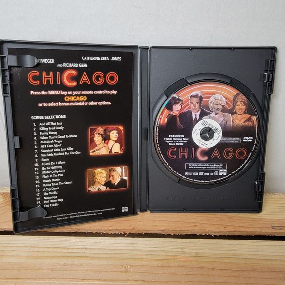 DVD Chicago w/ insert - Picture 2 of 4